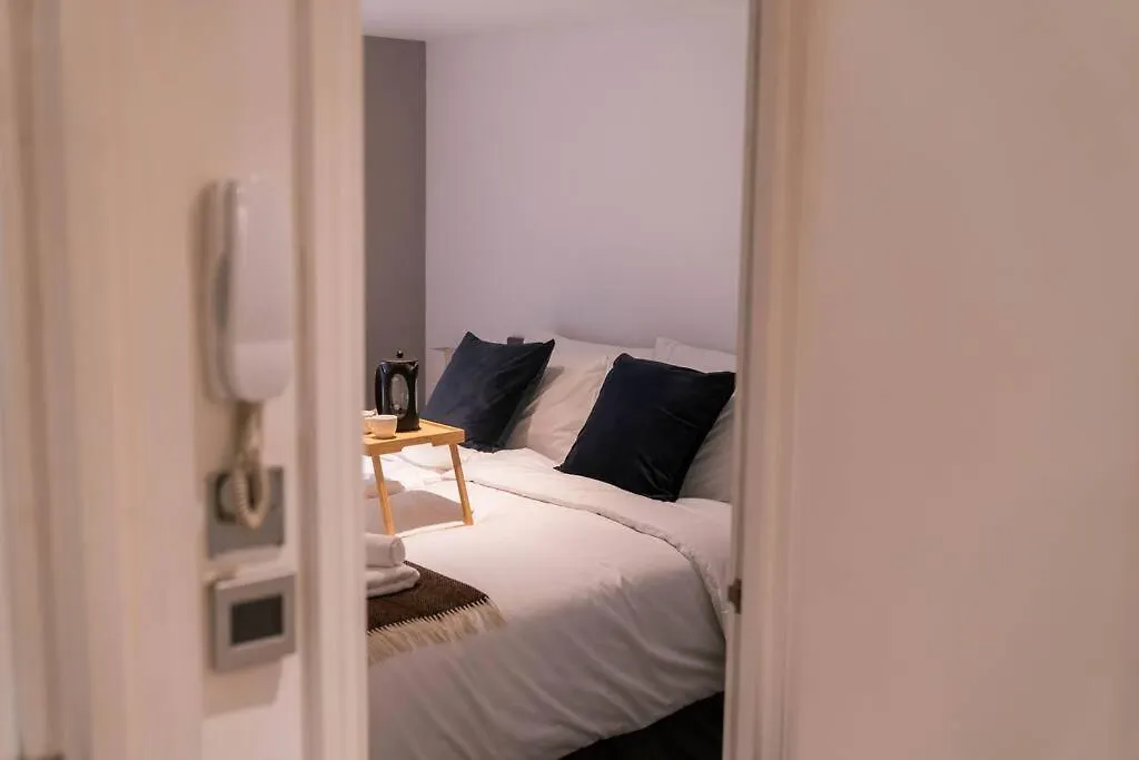 1 Bedroom Apartment By Primal Estates Short Lets In Hove